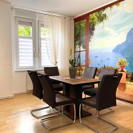 Moderne 3 Raum Altbau Etw Bis 4 Gaeste, Naehe Staatstheater, Parkplatz, Netflix, Vollausstattung Cottbus