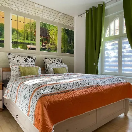 Moderne 3 Raum Altbau Etw Bis 4 Gaeste, Naehe Staatstheater, Parkplatz, Netflix, Vollausstattung Apartmán