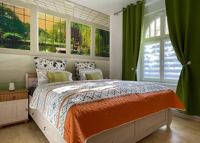 Moderne 3 Raum Altbau Etw Bis 4 Gaeste, Naehe Staatstheater, Parkplatz, Netflix, Vollausstattung شقة