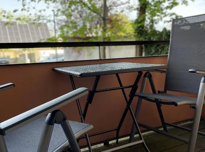 شقة Moderne 3 Raum Altbau Etw Bis 4 Gaeste, Naehe Staatstheater, Parkplatz, Netflix, Vollausstattung